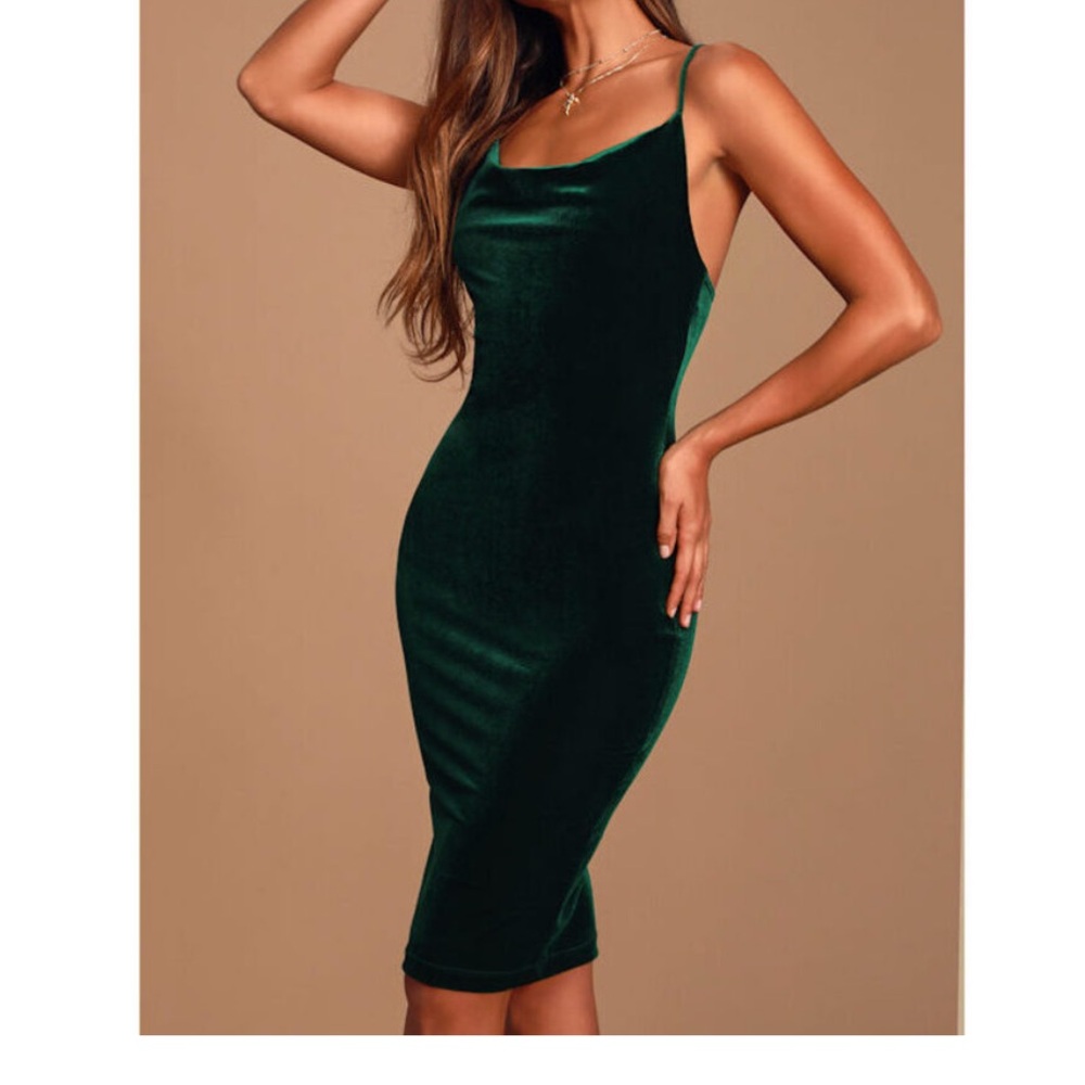 Lulu's Deep Green Velvet Chemise